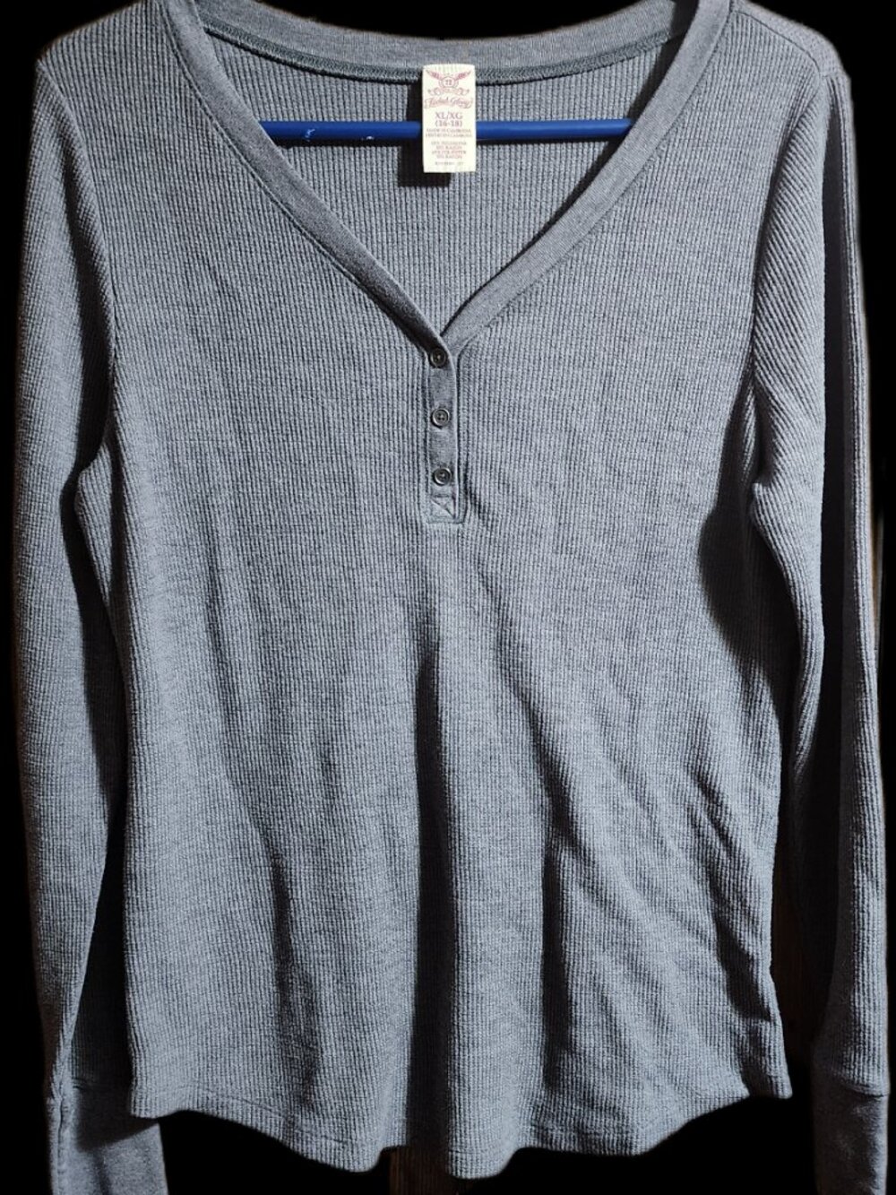 Faded Glory Women’s Gray Ribbed Henley Long Sleeve Top V-Neck Size XL (16-18)